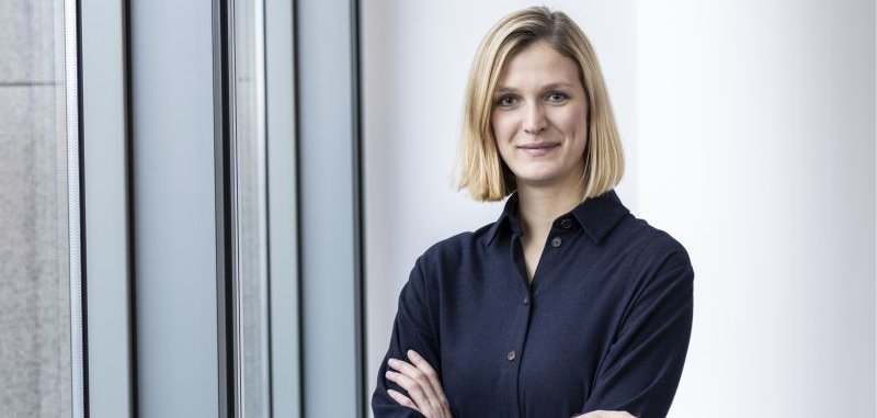 Chefredakteurin der Neuen Osnabrücker Zeitung, Frau Louisa Riepe ist zu Gast in der Kreativwerkstatt Langen .