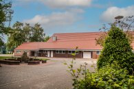 Mehrzweckhalle Langen Blick auf die Mehrzweckhalle in Langen