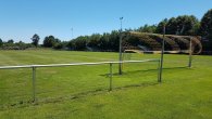 Sportplatz SV Wettrup Blick auf das Fußballfeld des SV WEtrup