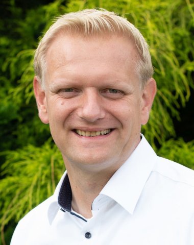 Ein Portraitfoto vom Samtgemeindebürgermeister Matthias Lühn