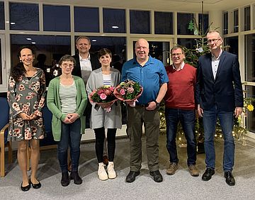 (von links nach rechts) Frau Dr. Bettina Mannhart (stellvertretende Direktorin des Amtsgerichts Lingen), Frau Monika Stockel, Herr Samtgemeindebürgermeister Matthias Lühn, Frau Reinhild Jürgens, Herr Sören Bockstiegel, Herr Hermann Albers, Herr Ansgar Köt