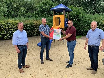 Verleihung des Westenergie AG -Klimaschutzpreises 2020 in Gersten an den Fastabend des Kinderpielplatzes Hardenkamper Esch